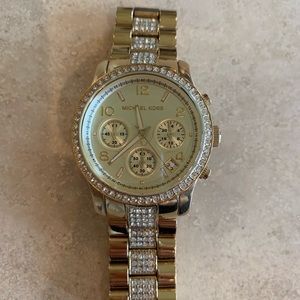 Michael Kors Runway Chronograph MK5109 Gold Watch